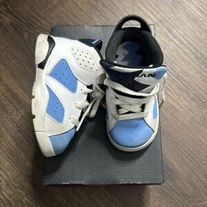 Jordan 6 UNC Home